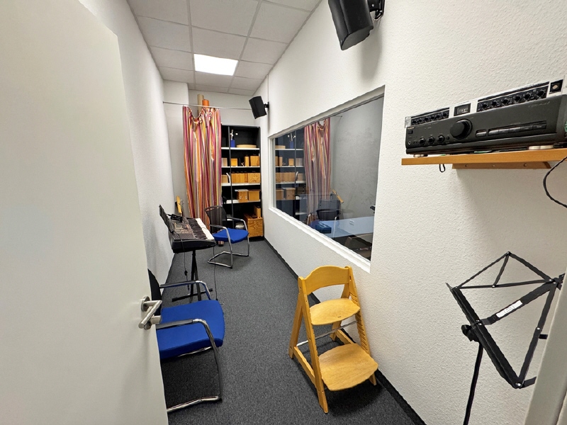 gehört zu Büro 5